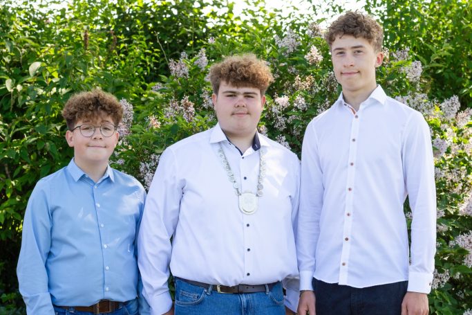 Jugendkönig mit Adjutanten
